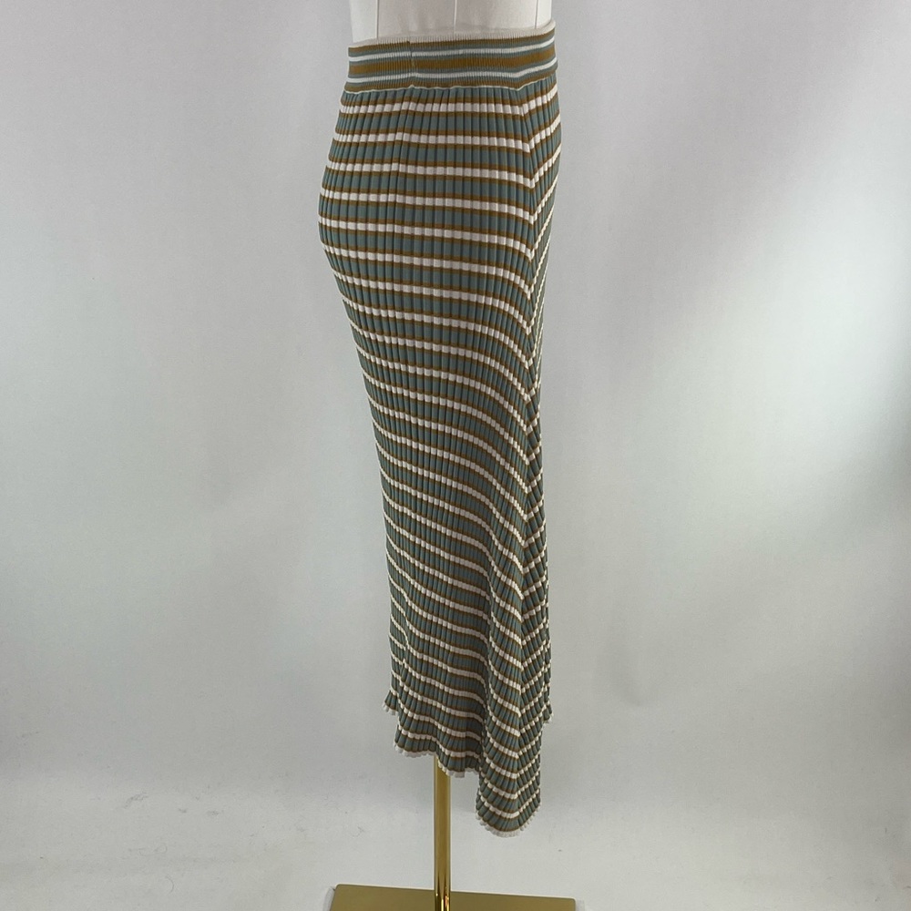 Club Monaco Assymmetrical Striped Ribbed Skirt, XS/TP - Picture 4 of 9